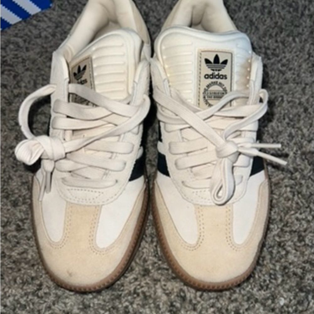 Adidas XLG shoes